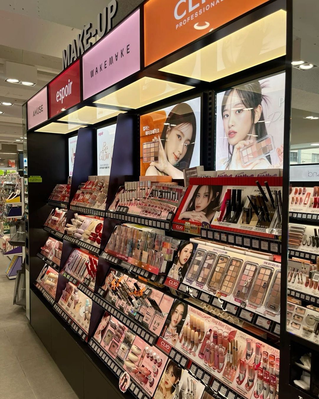 Sephora apre le porte al K-beauty di Olive Young Una partnership omnicanale che porterà i brand coreani negli store Sephora di tutto il mondo