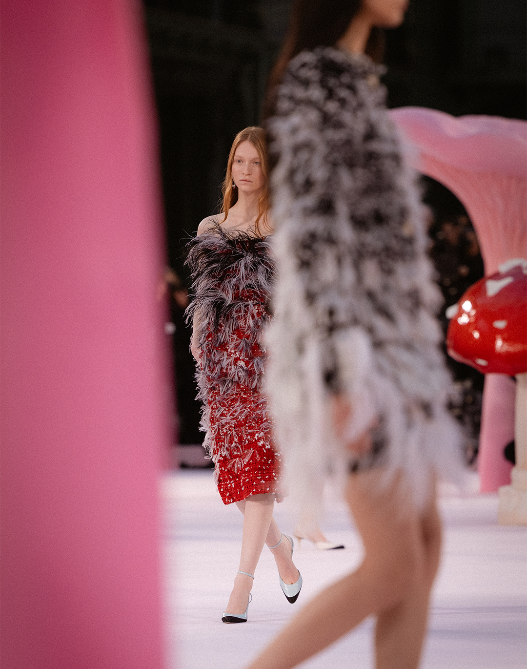 The Chanel Cruise18 collection brings us to the Ancient Greece