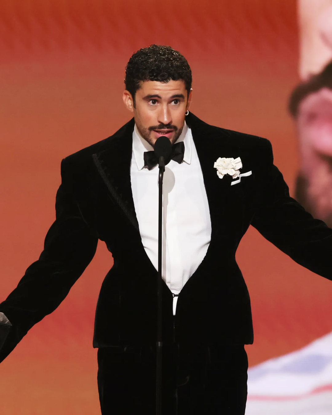 I 5 migliori fashion moment dei Grammy 2026 Oltre il dissenso per il governo americano, ci sono stati grandi momenti moda