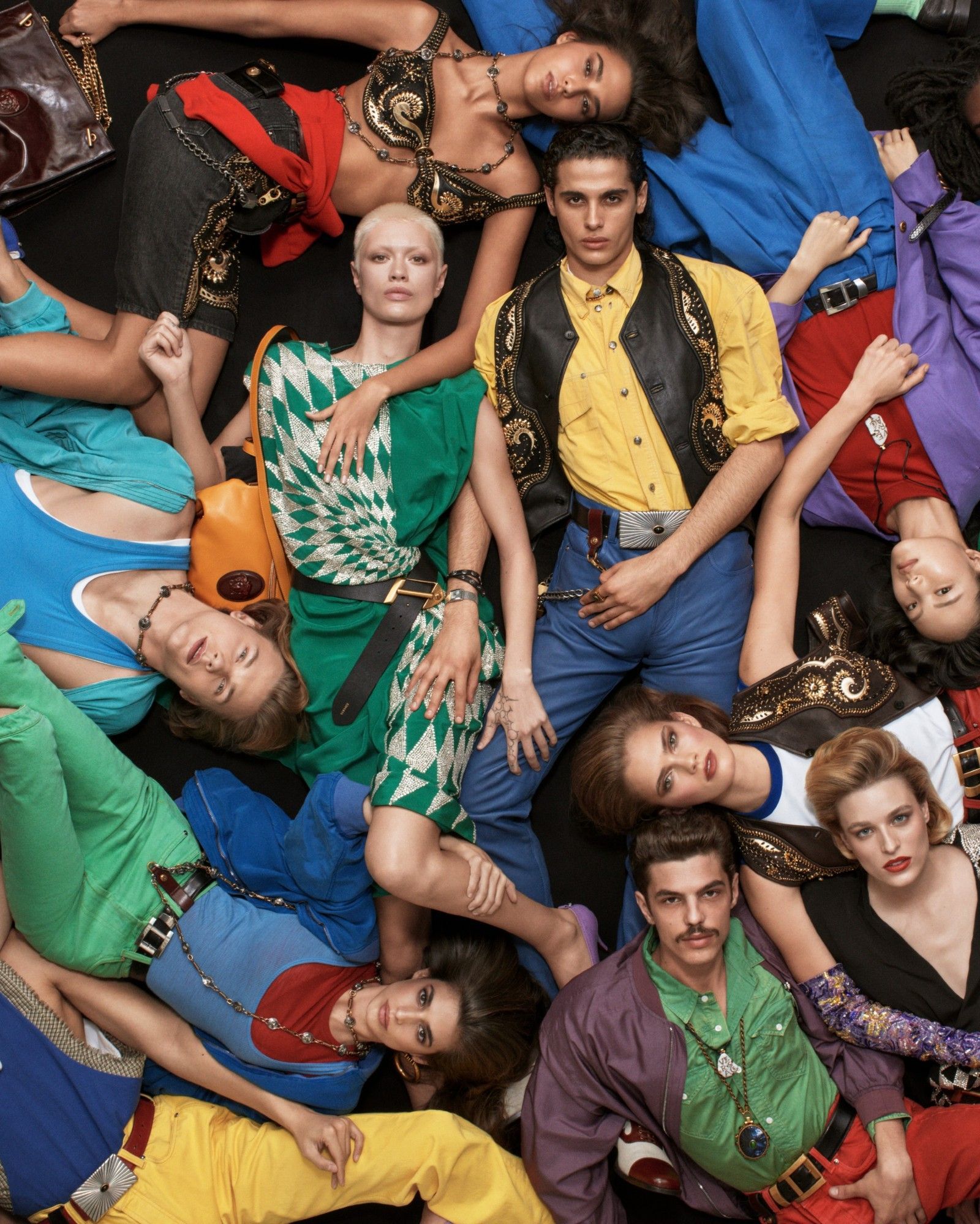 Versace is one and triune in the new SS26 campaign The first (and last) campaign creatively directed by Dario Vitale