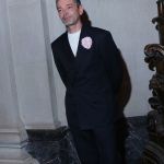 Pieter Mulier è il nuovo direttore creativo di Versace Il nuovo direttore creativo si insedierà il primo luglio