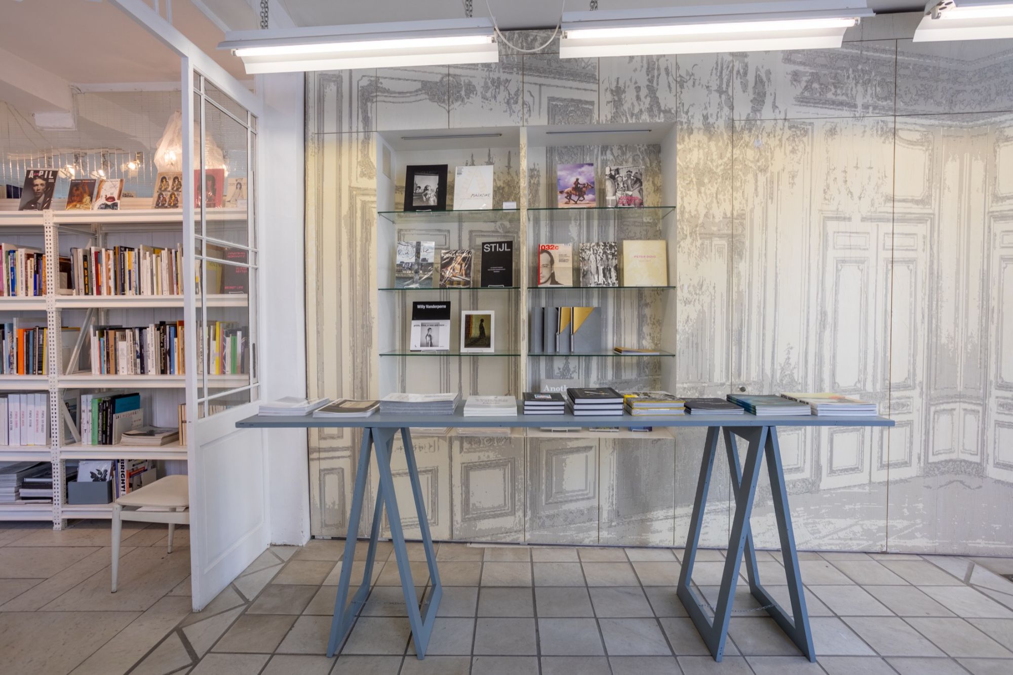 «Entrare in una libreria oggi è un gesto politico», intervista a Saint-Martin Bookshop Come costruire un landmark culturale fisico nell’era del brainrot | Image 603437