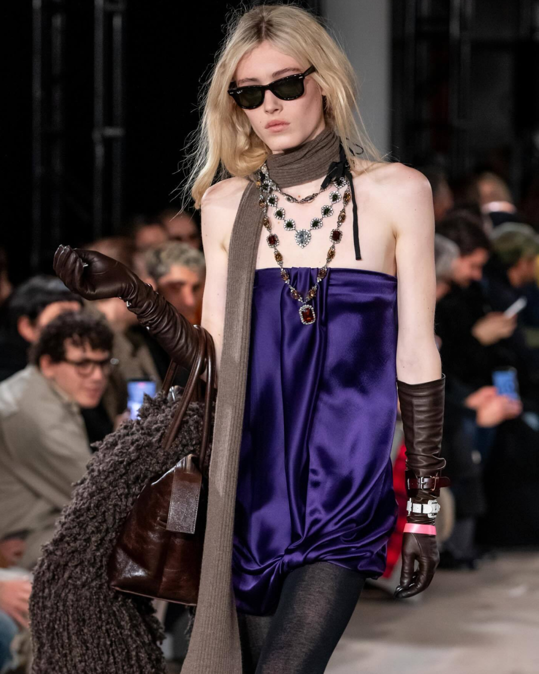 Alla NYFW è arrivata la variante femminile dell’Hedi Boy Nicola Brognano ha finalmente portato la donna indie sleaze in passerella