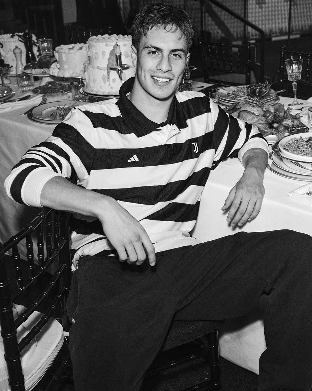 La Juventus torna alle strisce orizzontali adidas presenta il nuovo fourth kit realizzato con lo Studio Sgura