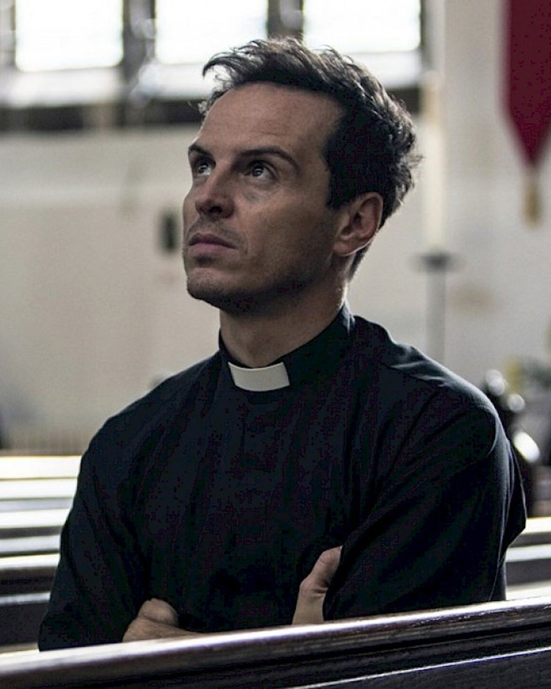 Tinder, Grindr and priests on dating apps Desire, control, and surveillance: how mandatory celibacy collides with reality