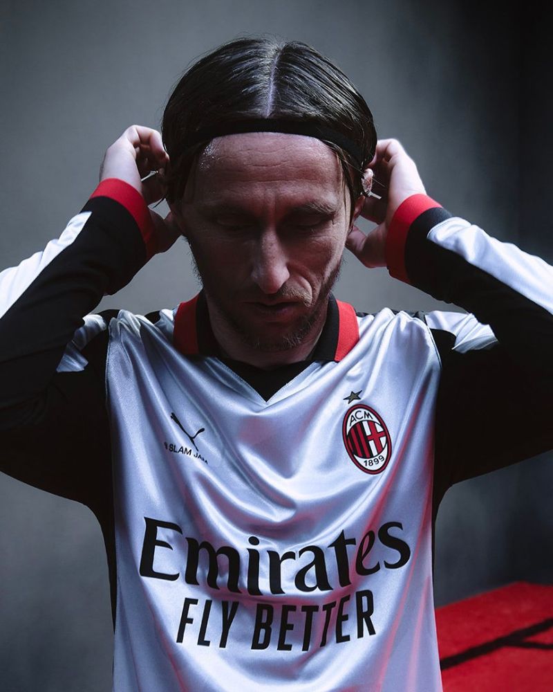ウェア AC MILAN #4 INI AC Milan x PUMA unveil the 2025/26 Fourth Kit with Slam Jam - nss