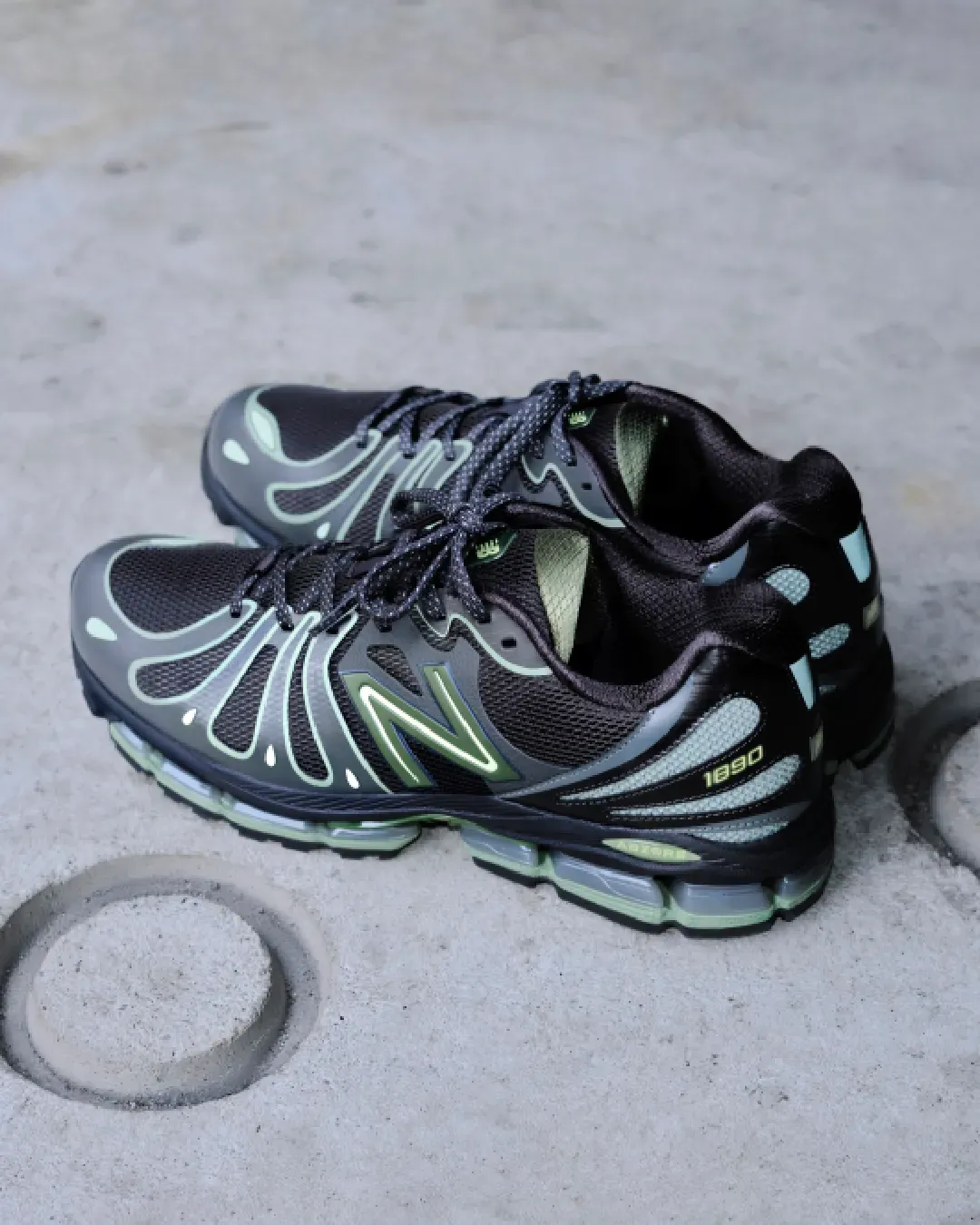 New Balance è pronta per un nuovo capitolo con le ABZORB 1890 Origine e innovazione si incontrano per una sneaker senza tempo