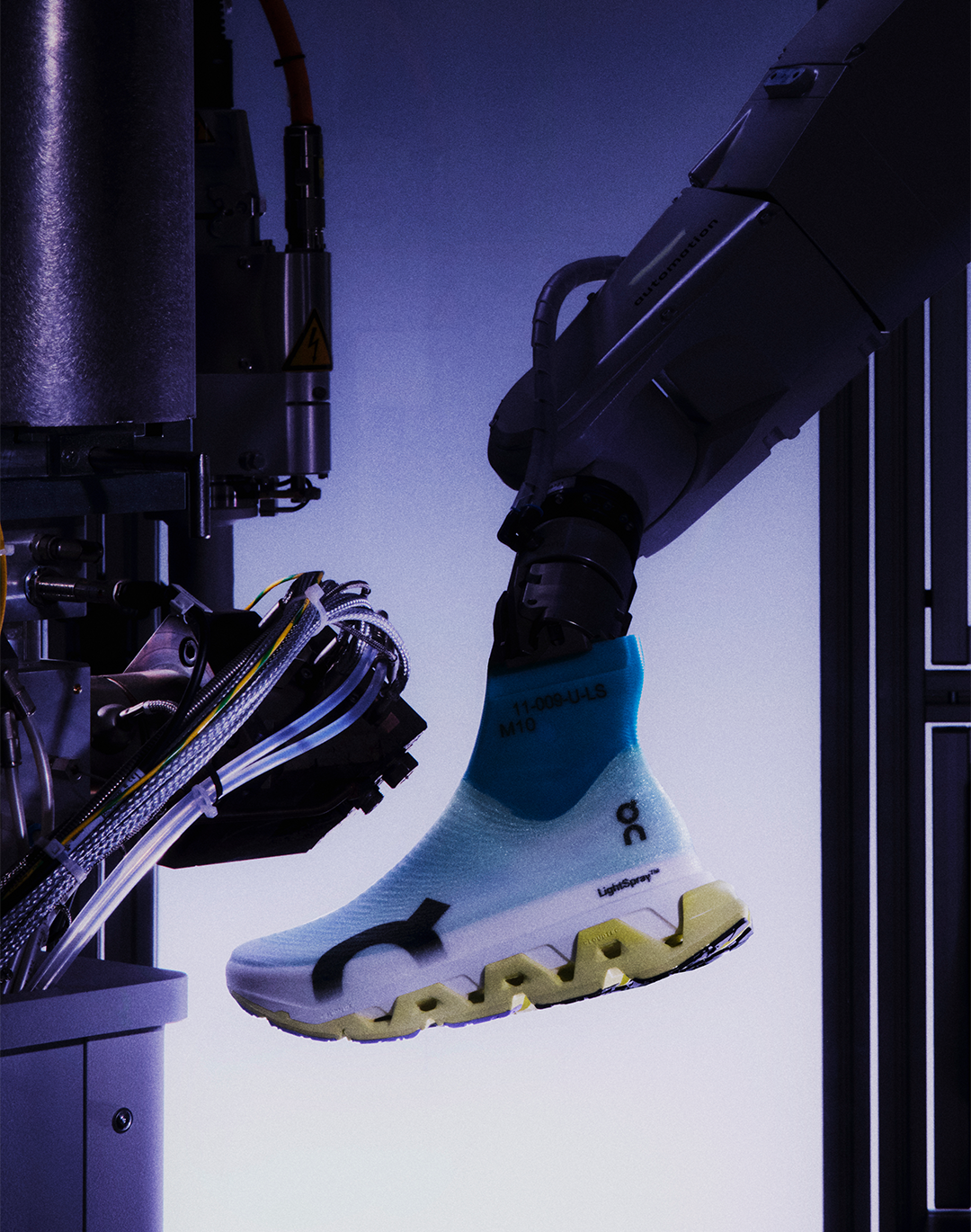 On’s LightSpray™ Technology arrives in South Korea LightSpray Cloudmonster 3 Hyper is the first sneaker produced in the korean factory