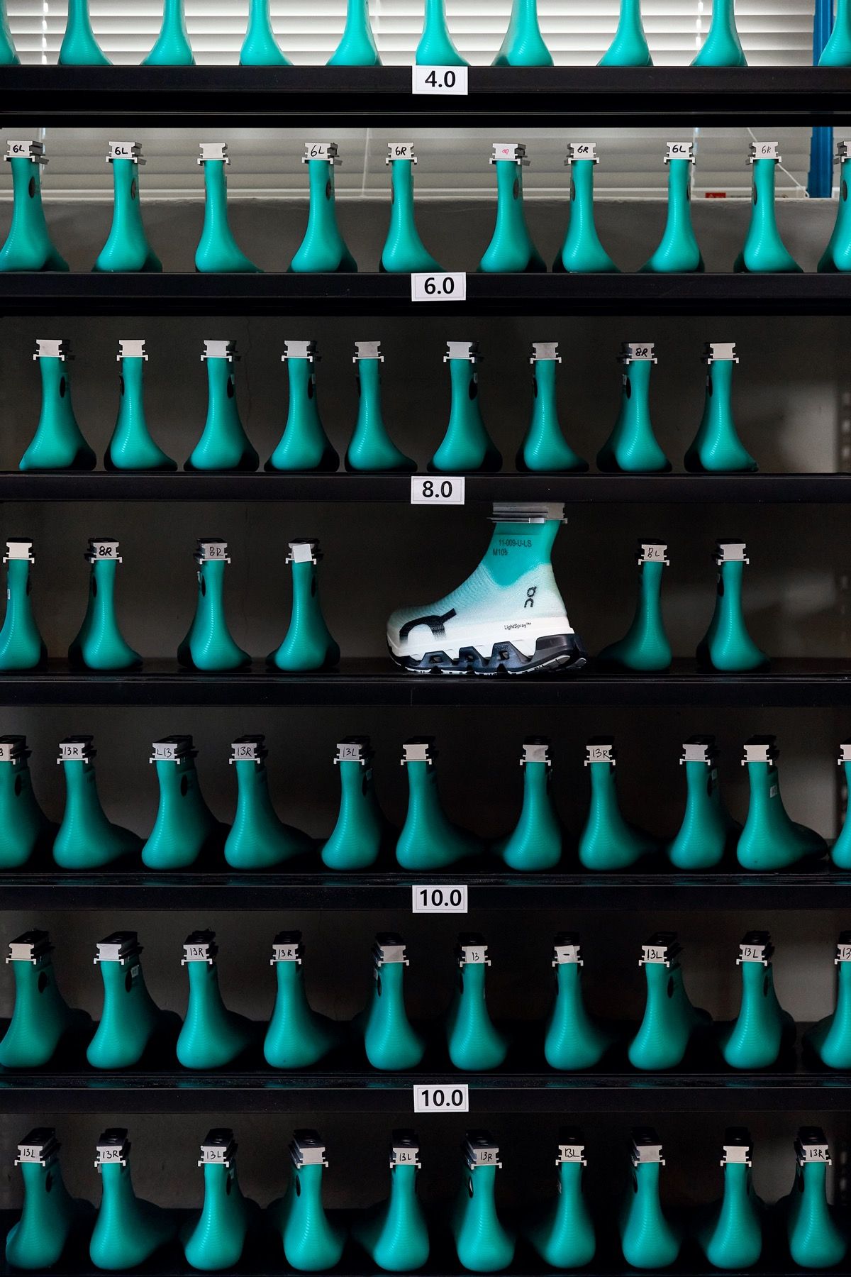 On’s LightSpray™ Technology arrives in South Korea LightSpray Cloudmonster 3 Hyper is the first sneaker produced in the korean factory | Image 605326