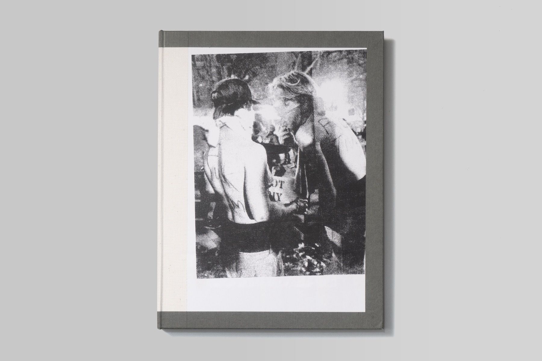 Paintings è la prima monografia sull'arte di Gus Van Sant Un viaggio intimo nella sua opera e nel suo universo visivo | Image 605434