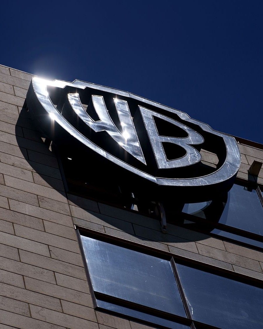 Warner Bros. could be acquired by Paramount for $111 billion The geography of power in the world of cinema has been definitively rewritten