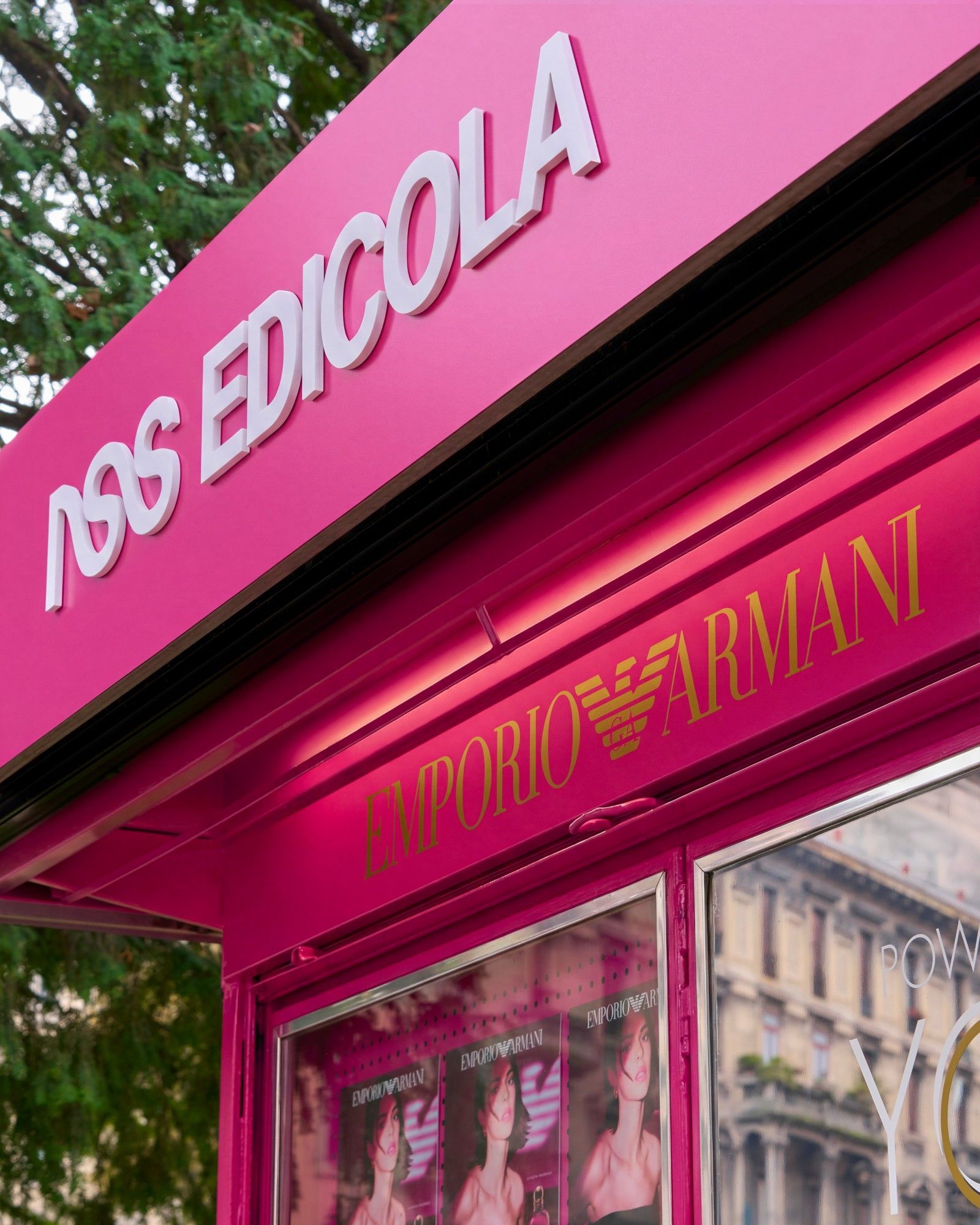 “Power of You” di Emporio Armani arriva da nss edicola Per scoprire la nuova fragranza Emporio Armani attraverso sample, disco cabin e uno street party il prossimo 5 marzo