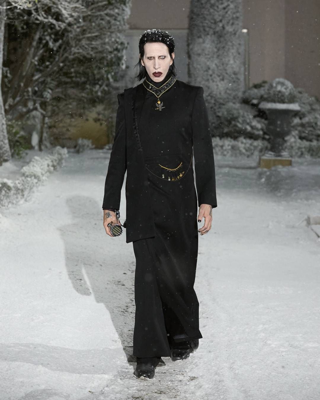 The frozen radicality of Enfants Riches Déprimés’ FW26 Under a blanket of artificial snow, the FW26 fashion show transforms bodies and clothing into a living memory