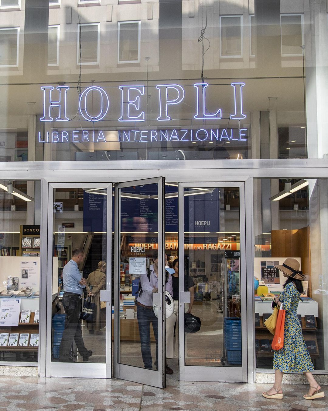 Da dove arriva la crisi di Hoepli Una delle più importanti librerie e case editrici di Milano rischia di chiudere