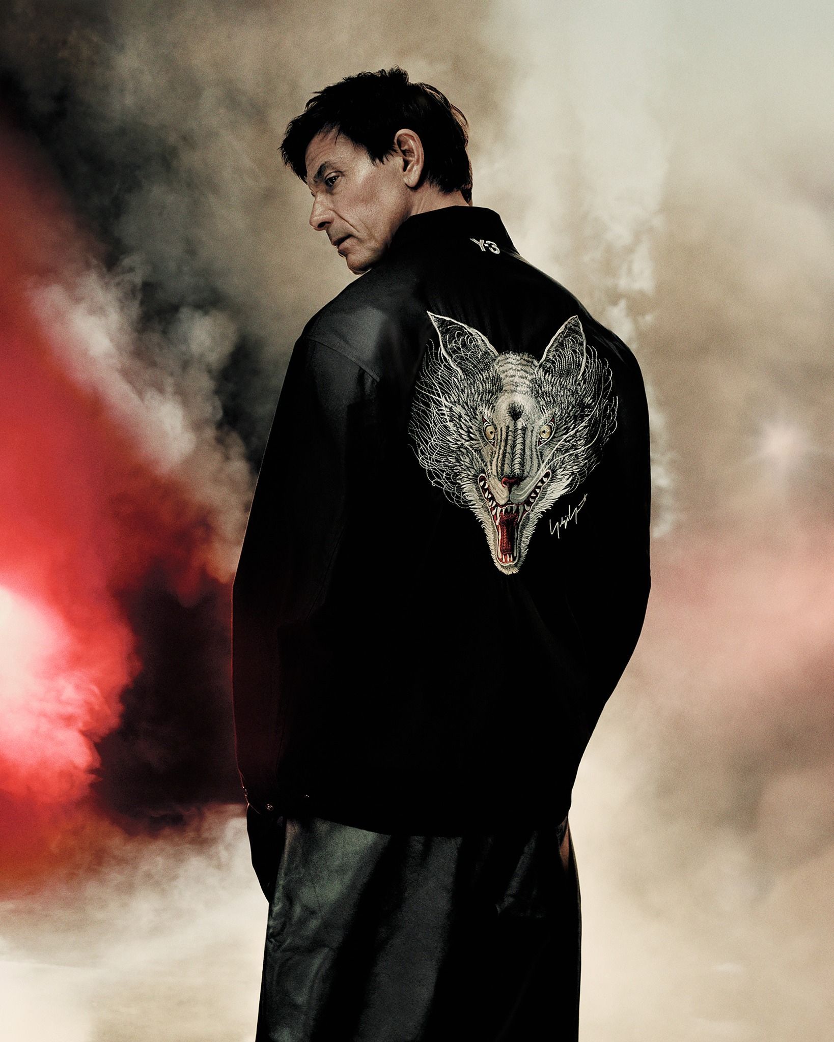 Il Beast Pack di Yohji Yamamoto è tornato per Mercedes Y-3 ha riproposto i pattern animali visti nel 2006