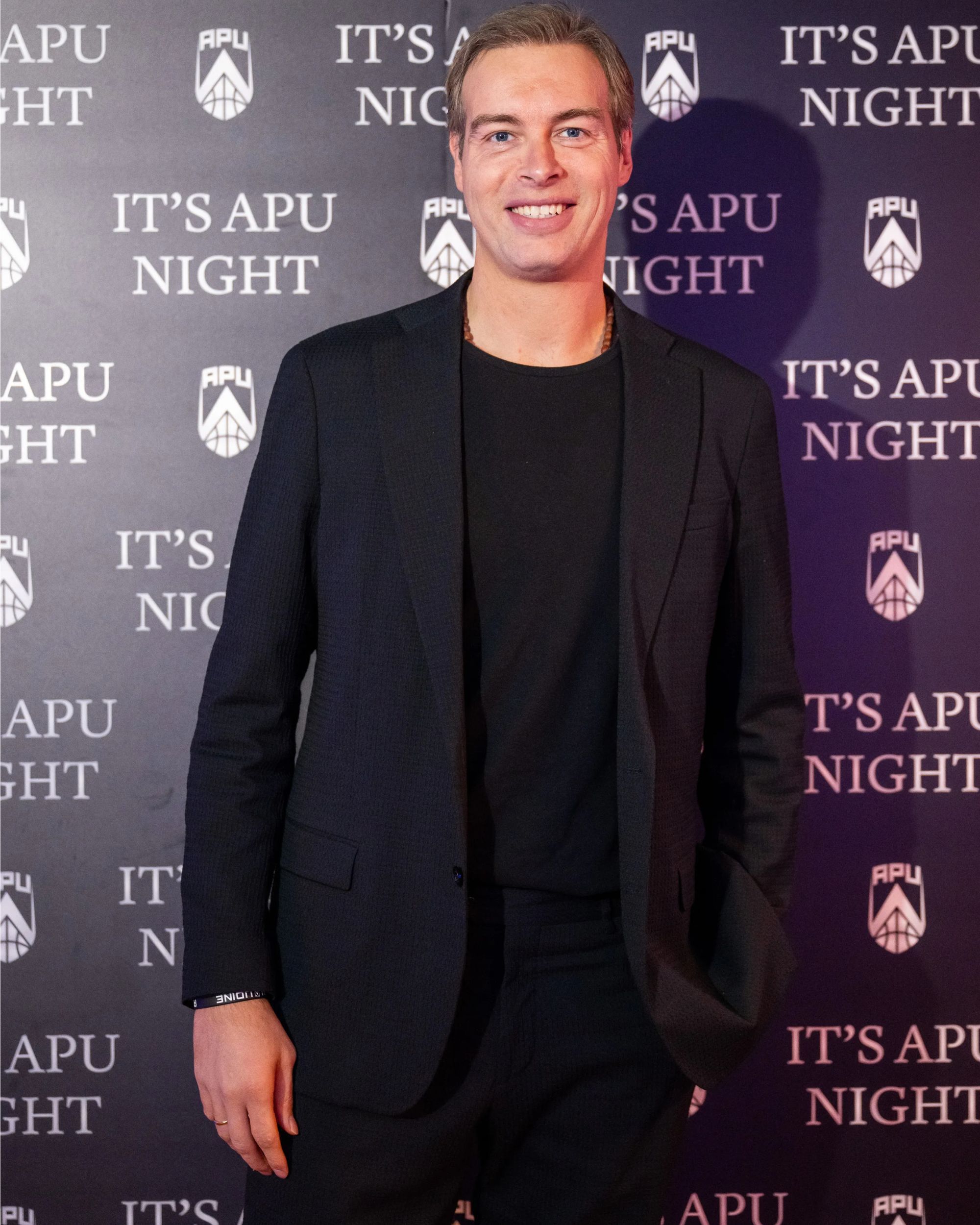 La nuova prospettiva di Michele Antonutti Tra basket, identità e moda