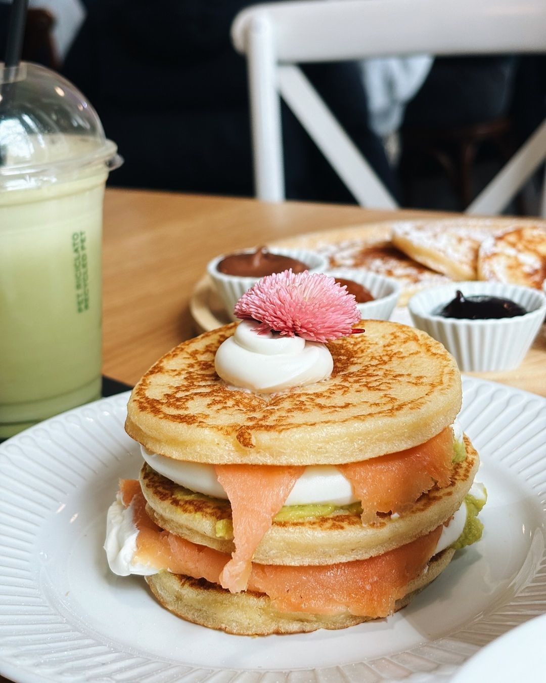I brunch da provare a Milano questa primavera Una lista di locali dove trascorrere i weekend assaggiando ogni delizia possibile, dai pancake giapponesi alle bowl healthy