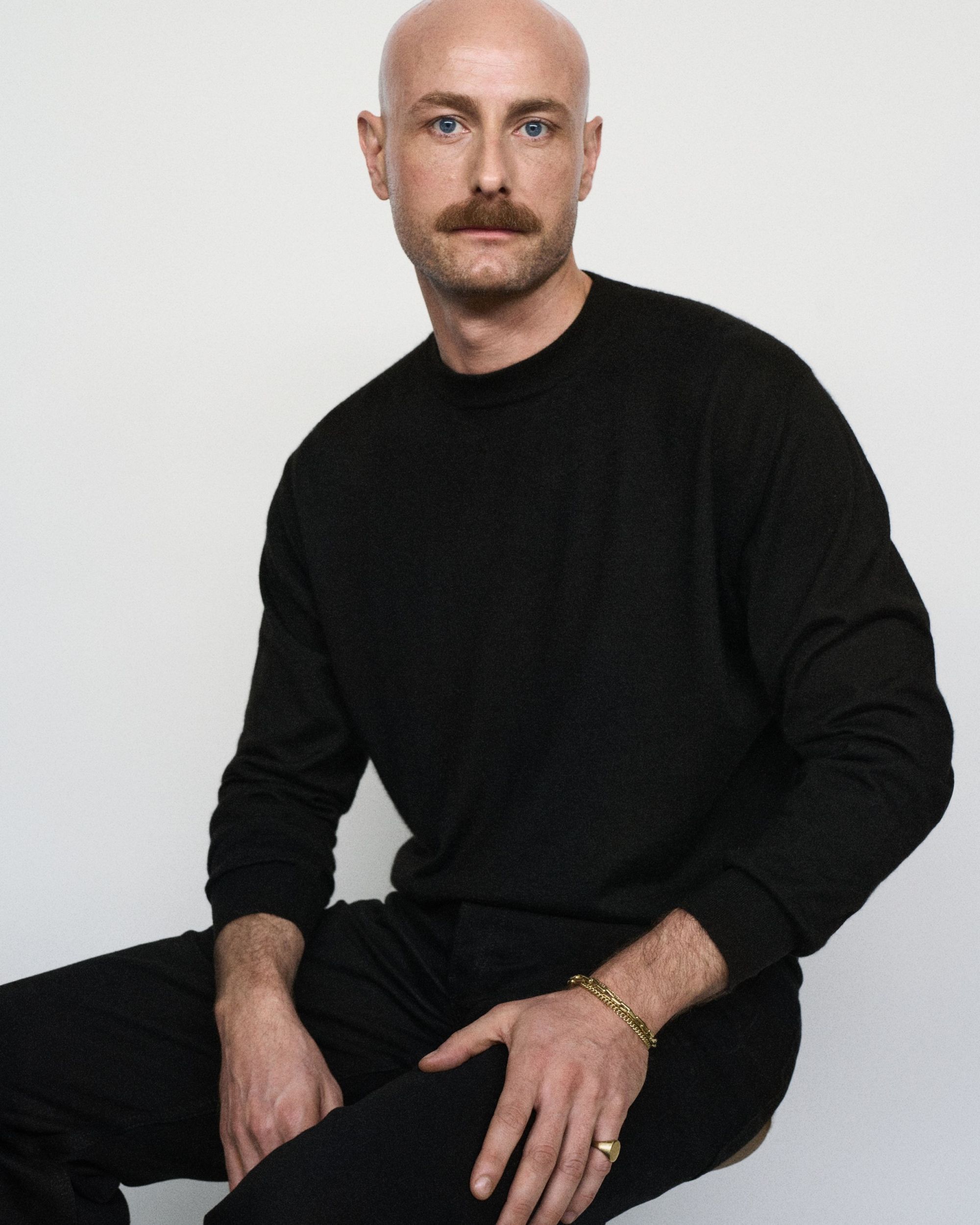 Gli ex-membri del team di Phoebe Philo hanno conquistato la moda L’ultimo è Drew Henry, nuovo direttore creativo di Courréges