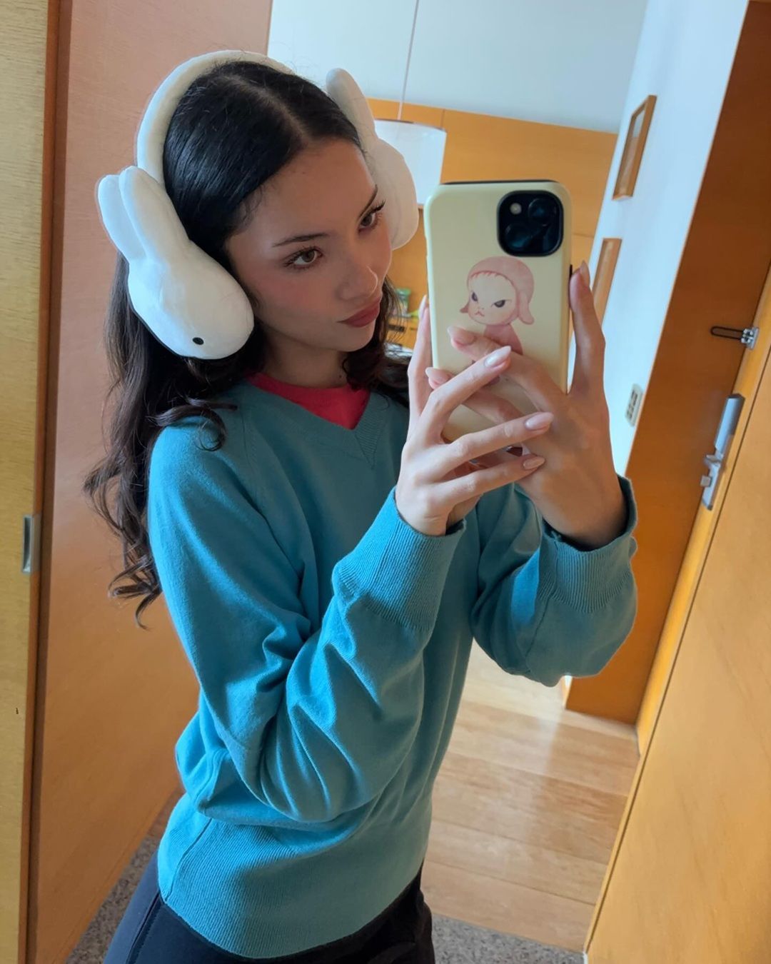 The April beauty playlist is dedicated to confidence that doesn’t need validation This month’s moods told through music by The Connells, Vanessa da Mata, Gino Paoli, Hannah Montana, Bill Withers and Tonica e Dominante