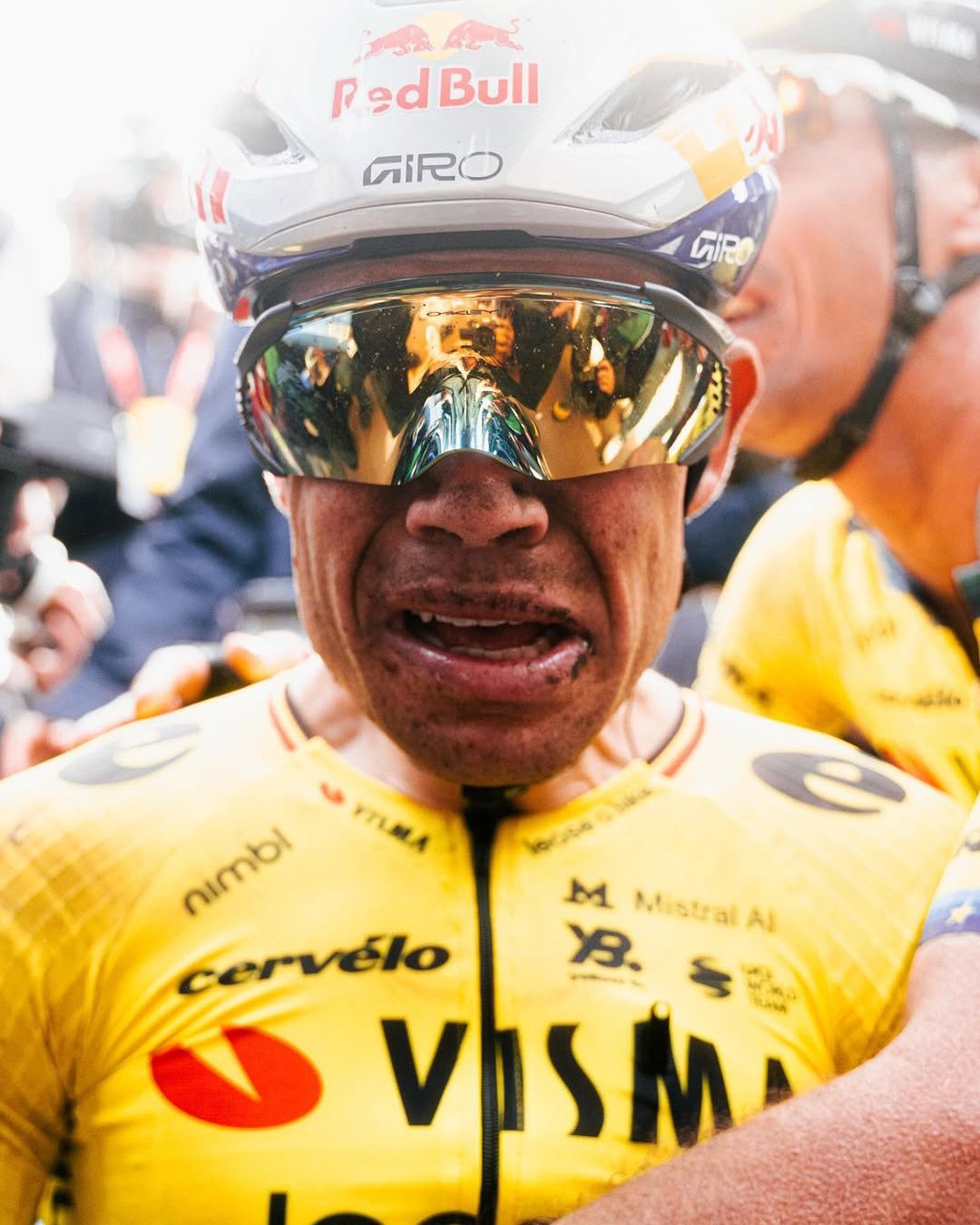 La Paris-Roubaix più bella di sempre L'edizione 2026 consegna Wout van Aert alla leggenda del ciclismo