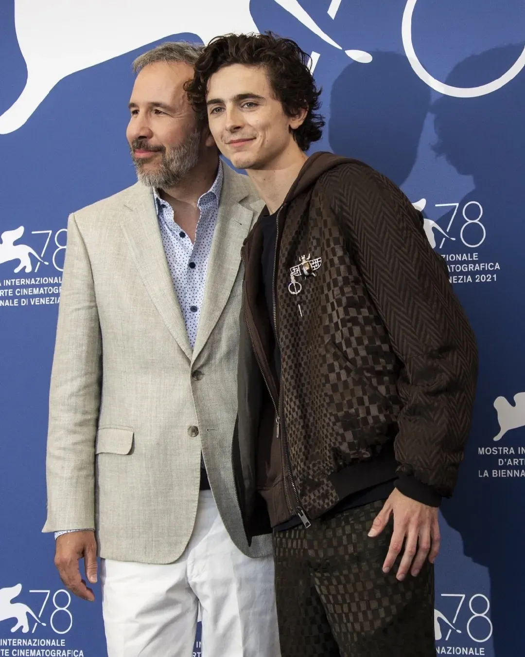 More than a thousand Hollywood stars are opposing the merger between Paramount and Warner Bros The list includes Denis Villeneuve, Joaquin Phoenix, Kristen Stewart and Yorgos Lanthimos