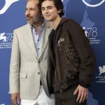 More than a thousand Hollywood stars are opposing the merger between Paramount and Warner Bros The list includes Denis Villeneuve, Joaquin Phoenix, Kristen Stewart and Yorgos Lanthimos