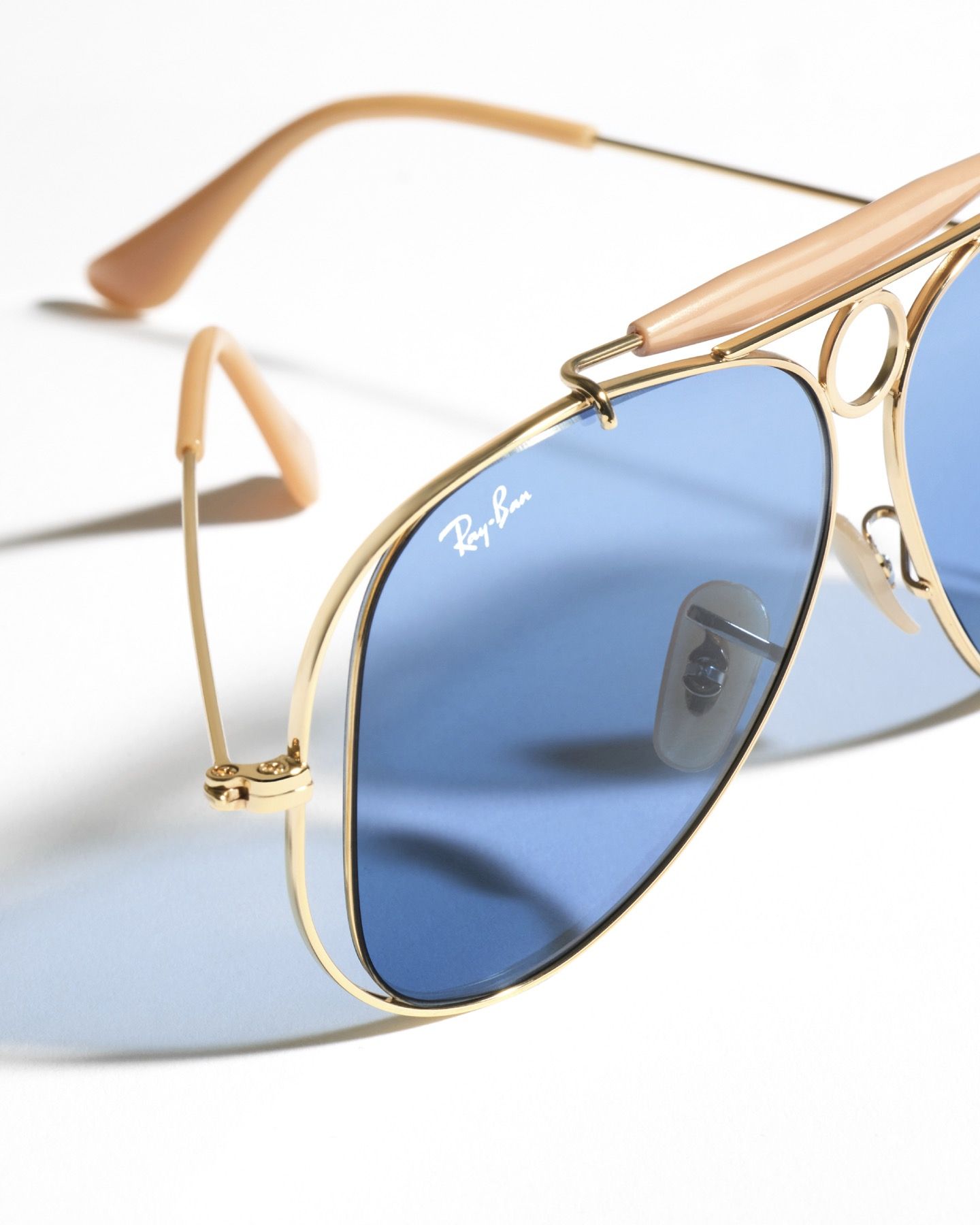 The new collaboration between Dolce&Gabbana and Ray-Ban is here Featuring the new Shooter and Outdoorsman II models | Image 613124