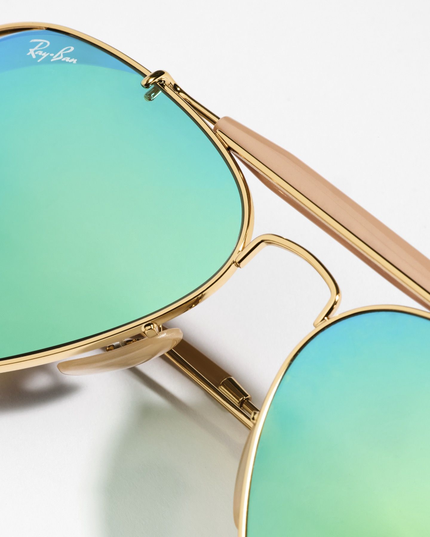 The new collaboration between Dolce&Gabbana and Ray-Ban is here Featuring the new Shooter and Outdoorsman II models | Image 613120