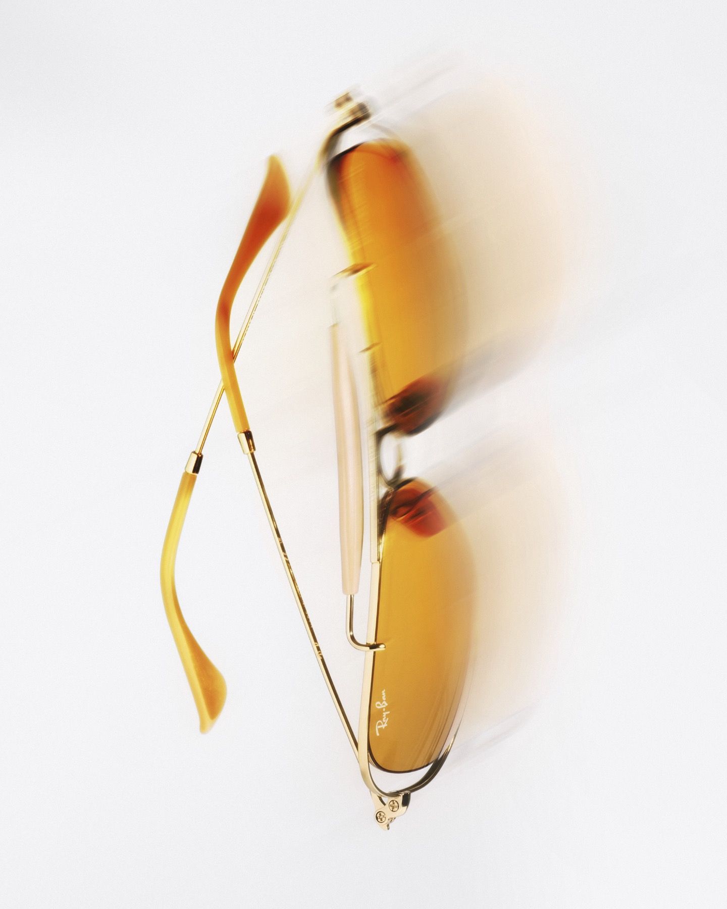 The new collaboration between Dolce&Gabbana and Ray-Ban is here Featuring the new Shooter and Outdoorsman II models | Image 613105