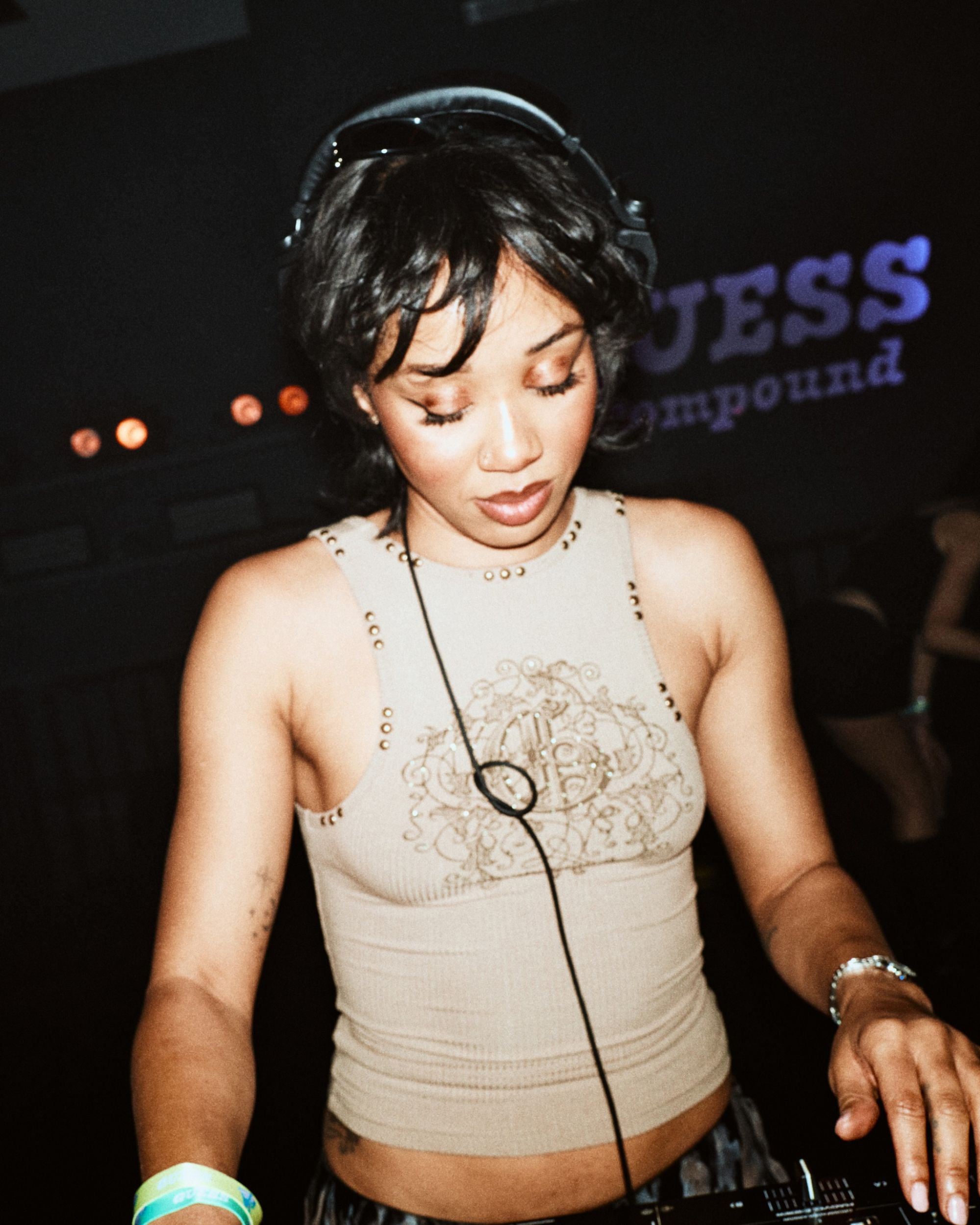 Nobody can party in Coachella like GUESS does For the fifth consecutive year, Nicolai Marciano’s brand is the undisputed king of the festival