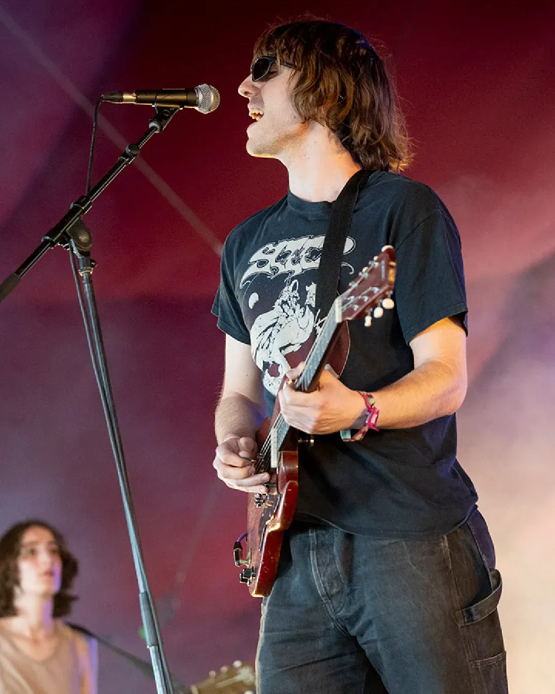 È davvero così grave se una band è un industry plant?  I Geese, il marketing e l'indignazione pubblica