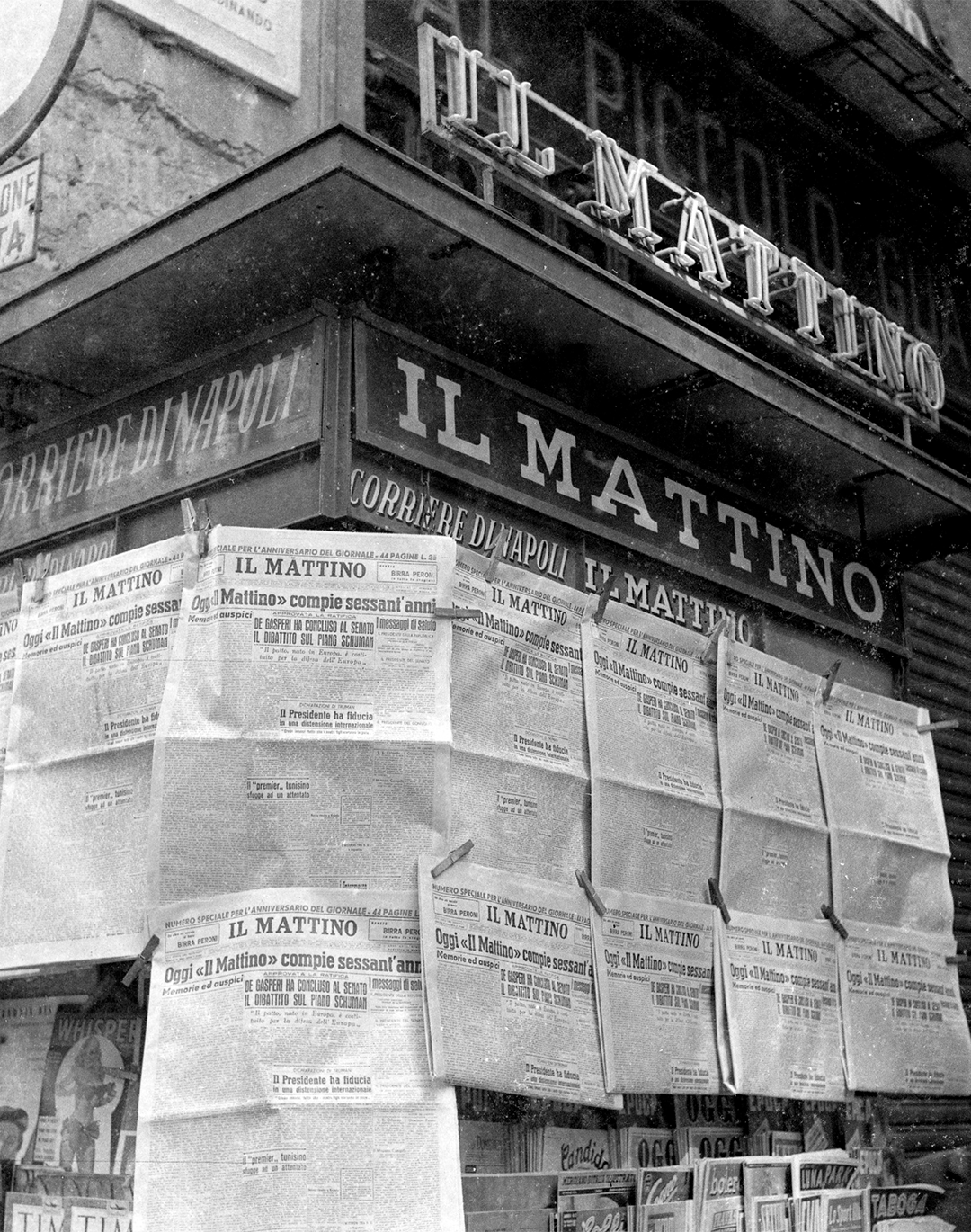 Semiotica dell’edicola  Estratto da Edicola Italiana il primo free press di nss edicola