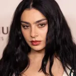 Il prossimo album di Charli XCX sarà rock? Aspettative del post-Brat