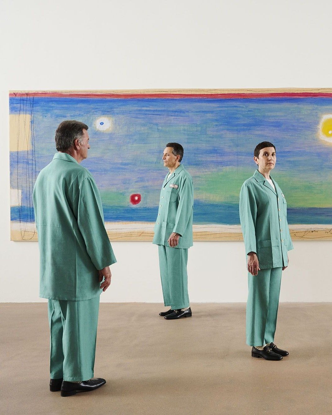 5 volte in cui i designer di moda hanno disegnato delle uniformi Dai musei alle proprie scuole d’infanzia