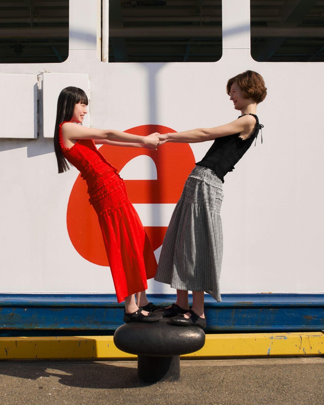 Uniqlo and Cecilie Bahnsen: the collaboration for Spring/Summer 2026 A feminine and comfortable collaboration