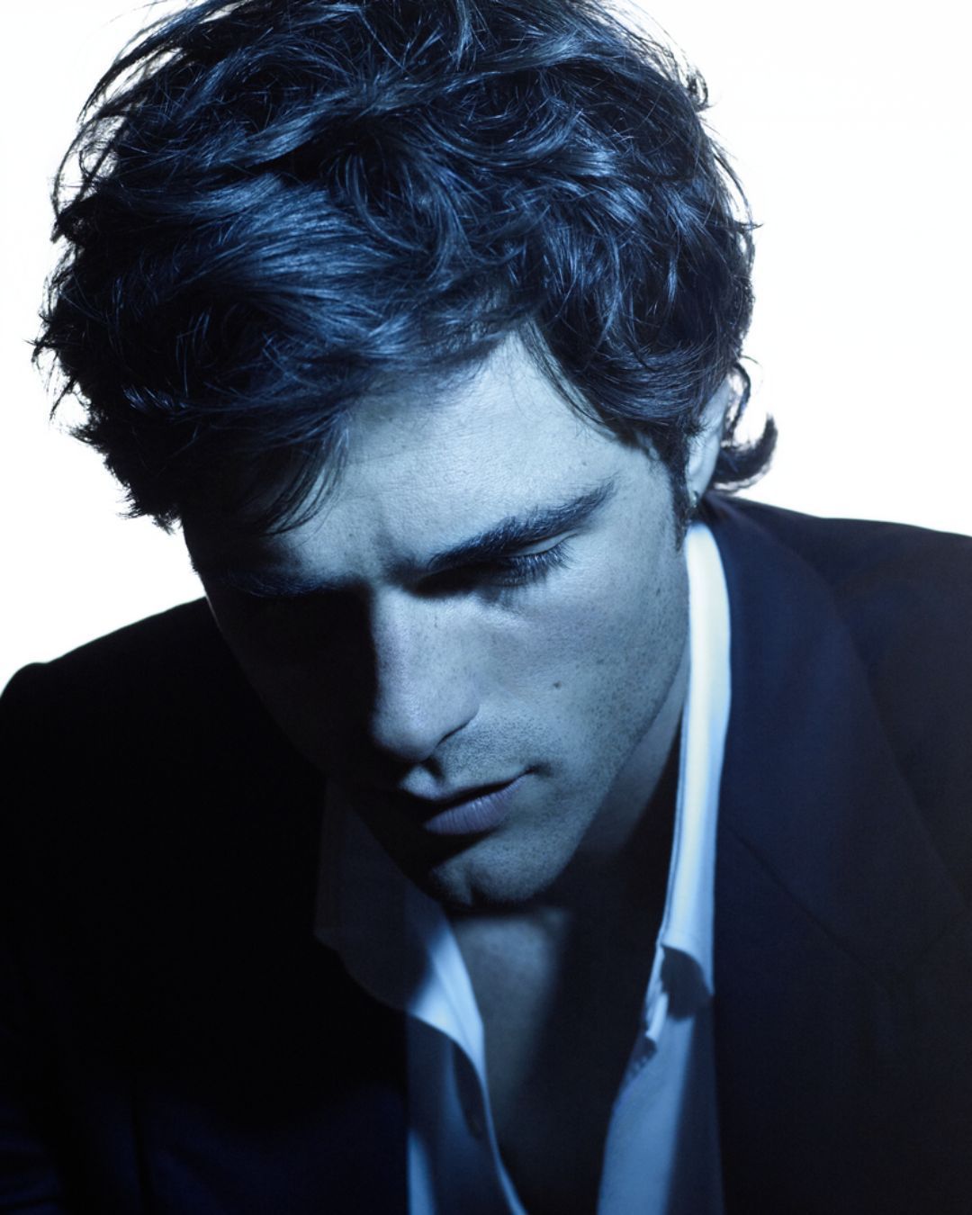 Jacob Elordi è il nuovo volto di Bleu de Chanel Un ruolo che riflette una mascolinità moderna e istintiva