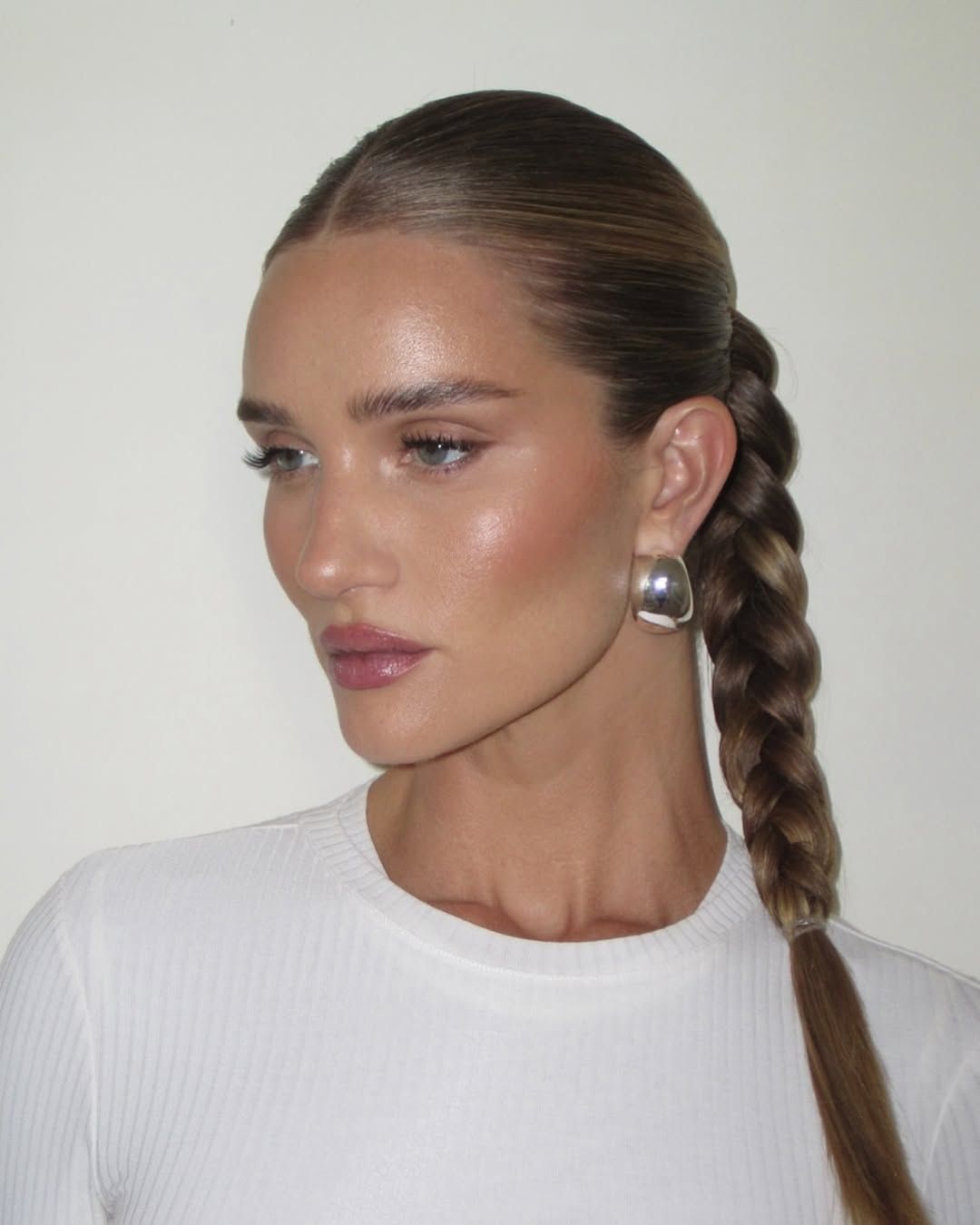 It’s impossible to resist the pilates glow make-up The most loved discipline among it-girls inspires a luminous, effortless beauty look.
