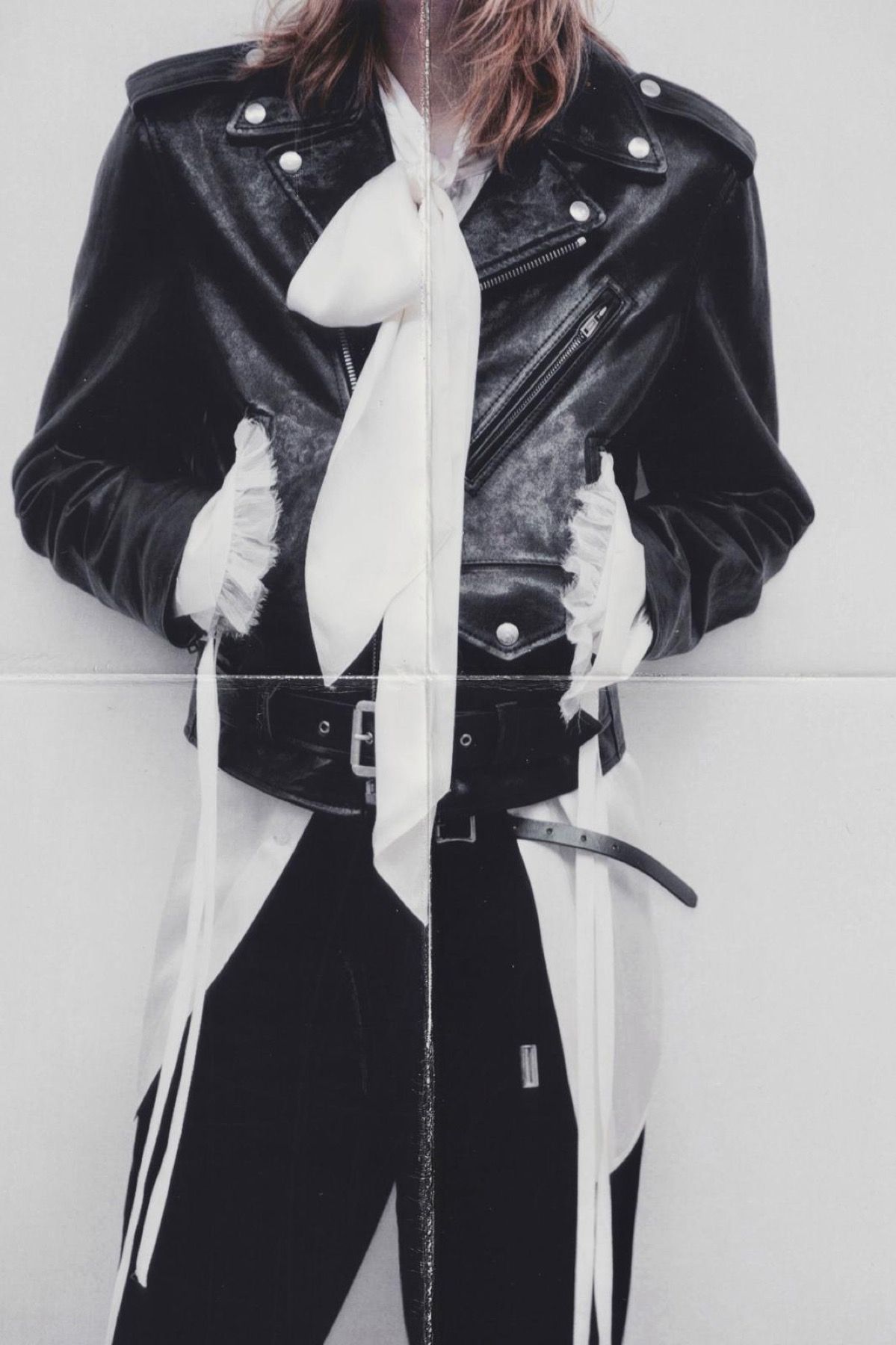 Come gli uomini hanno cominciato a mettere la camicia con foulard I significati della lavallière nel menswear | Image 616486