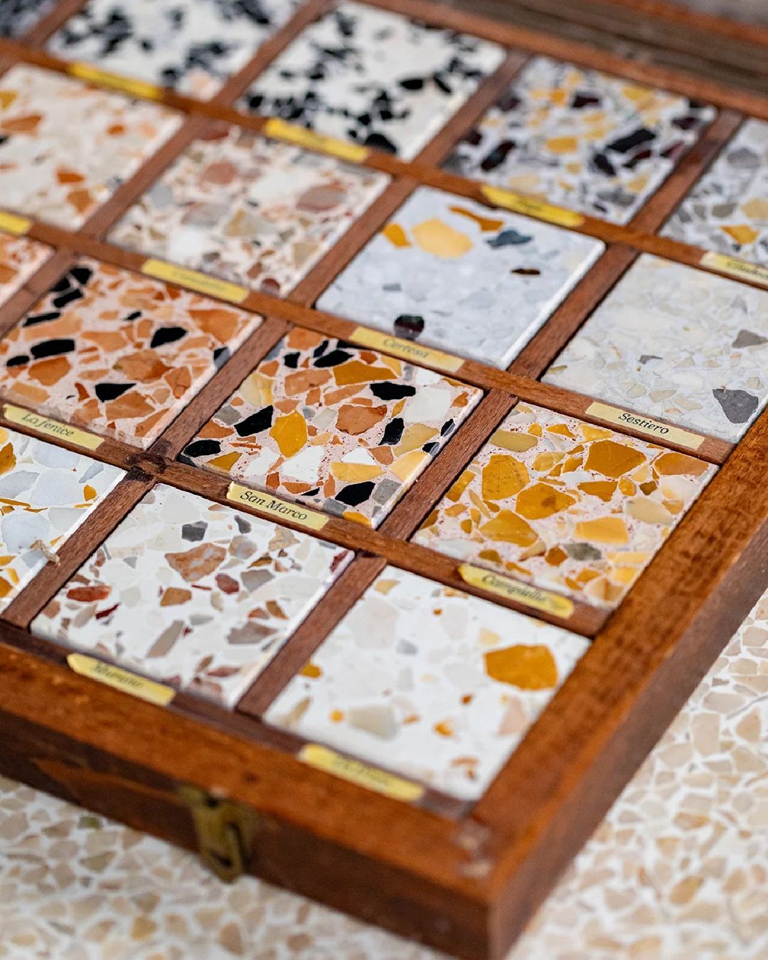 Capire il ritrovato successo dei pavimenti italiani alternativi  Terrazzo e cemento-resina decorato, è il momento dei rivestimenti particolarmente sofisticati