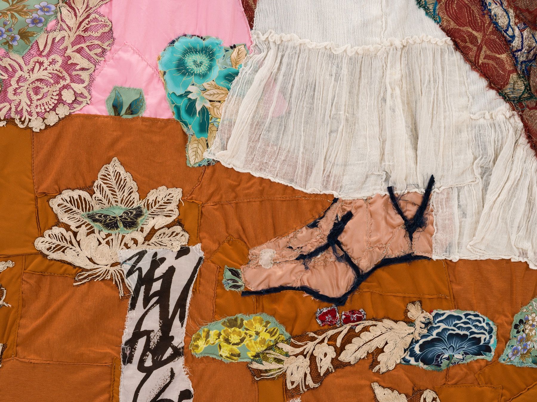 OUTTA LOVE è la mostra che parla di cuori infranti e rinascita Venezia diventa il rifugio per coloro che hanno sofferto per amore | Image 616591