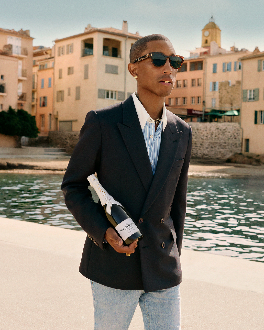 Moët & Chandon e Pharrell celebrano l'estate con una nuova collab Con una campagna ambientata a Saint Tropez, il nuovo design di Ice Impérial sarà disponibile dal 1° giugno in location selezionate