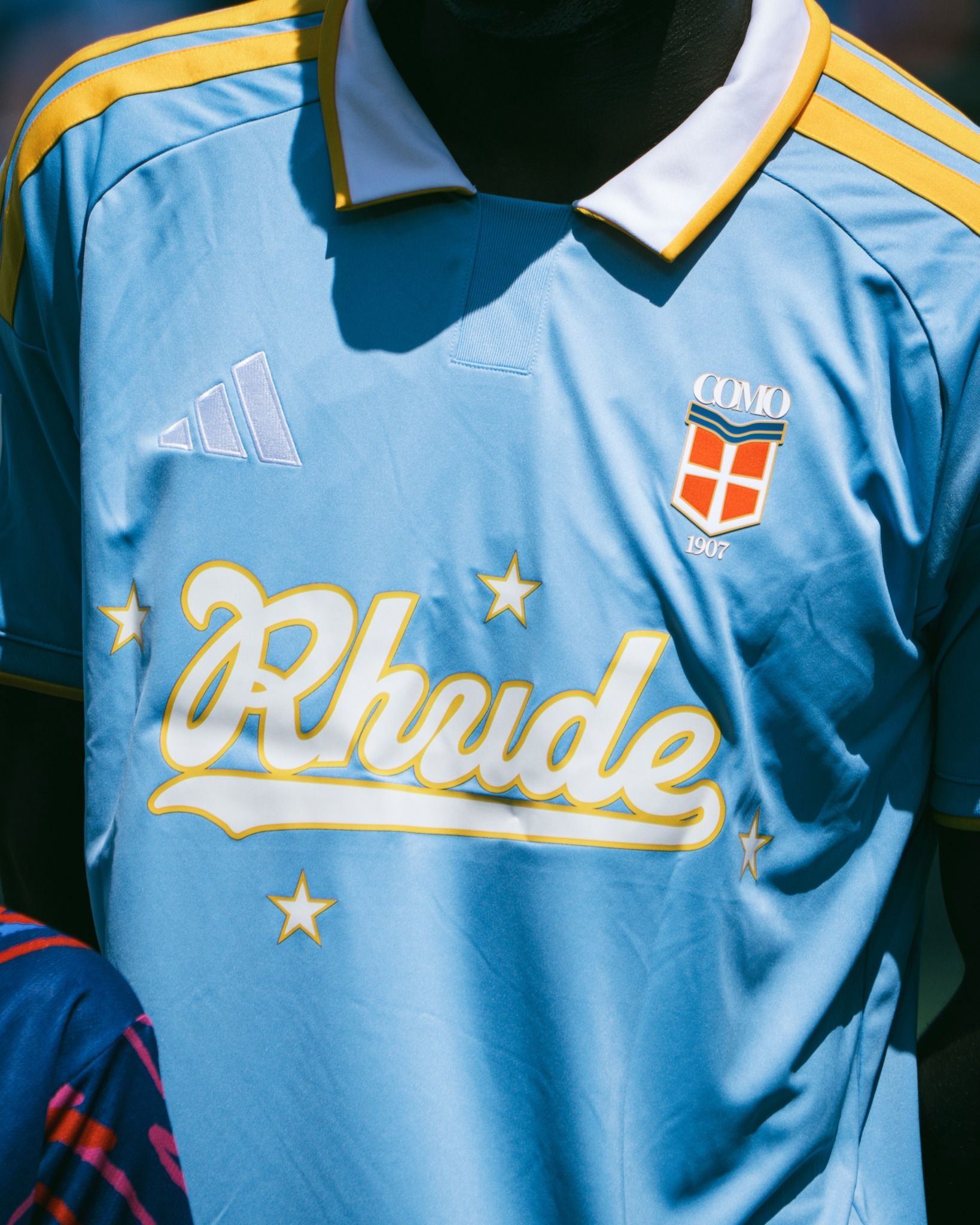 Serie A’s most unexpected jersey launch came without a teaser campaign RHUDE brings minimalist fashion language to Como’s new jersey