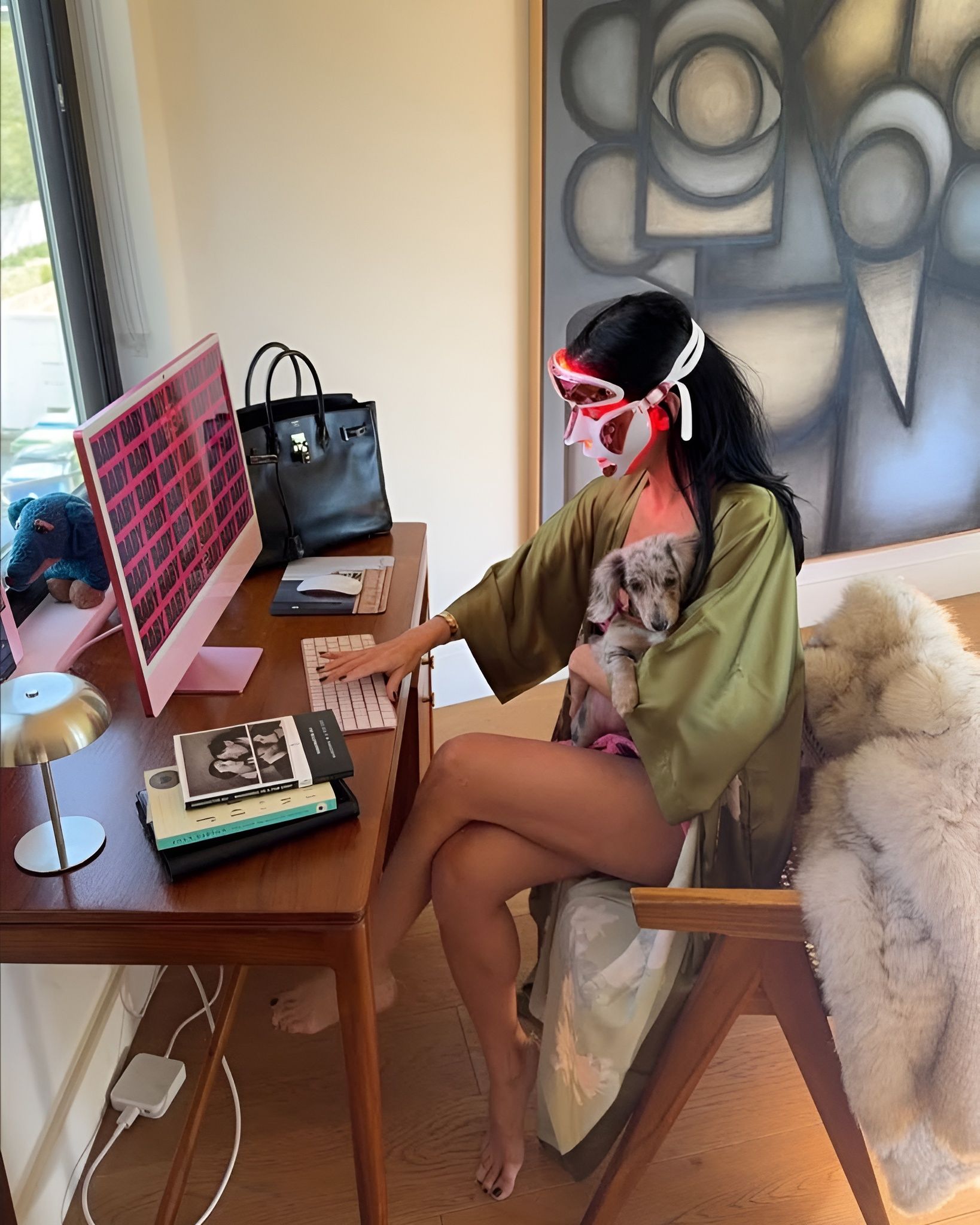 Skincare ritual vs. skincare aesthetics: what are routines really for? When is it truly care, and when, instead, is it merely a performative act?