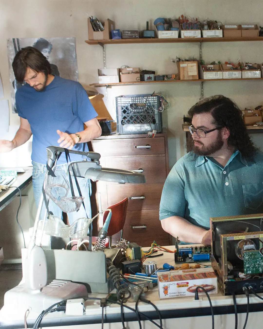 The garage is where everything begins Many important ideas are not born in places where everything is designed, but where there is still room to fail
