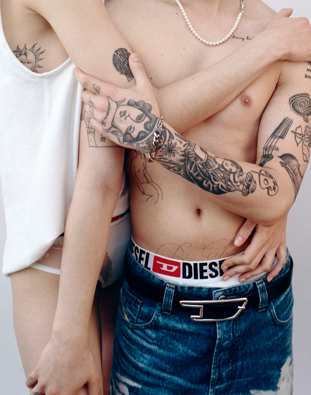 Diesel e Tinder presentano “For Successful Loving” Una collaborazione che celebra l’amore in tutte le sue forme