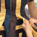 Nelle scuole di moda si insegna ancora l’artigianato? In Italia, il futuro delle tecniche tradizionali come il moulage è nelle mani delle accademie