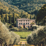 Luxury has escaped to the countryside Farmhouses, rural estates and villages are the new premium imaginary: regeneration or aesthetic colonisation?