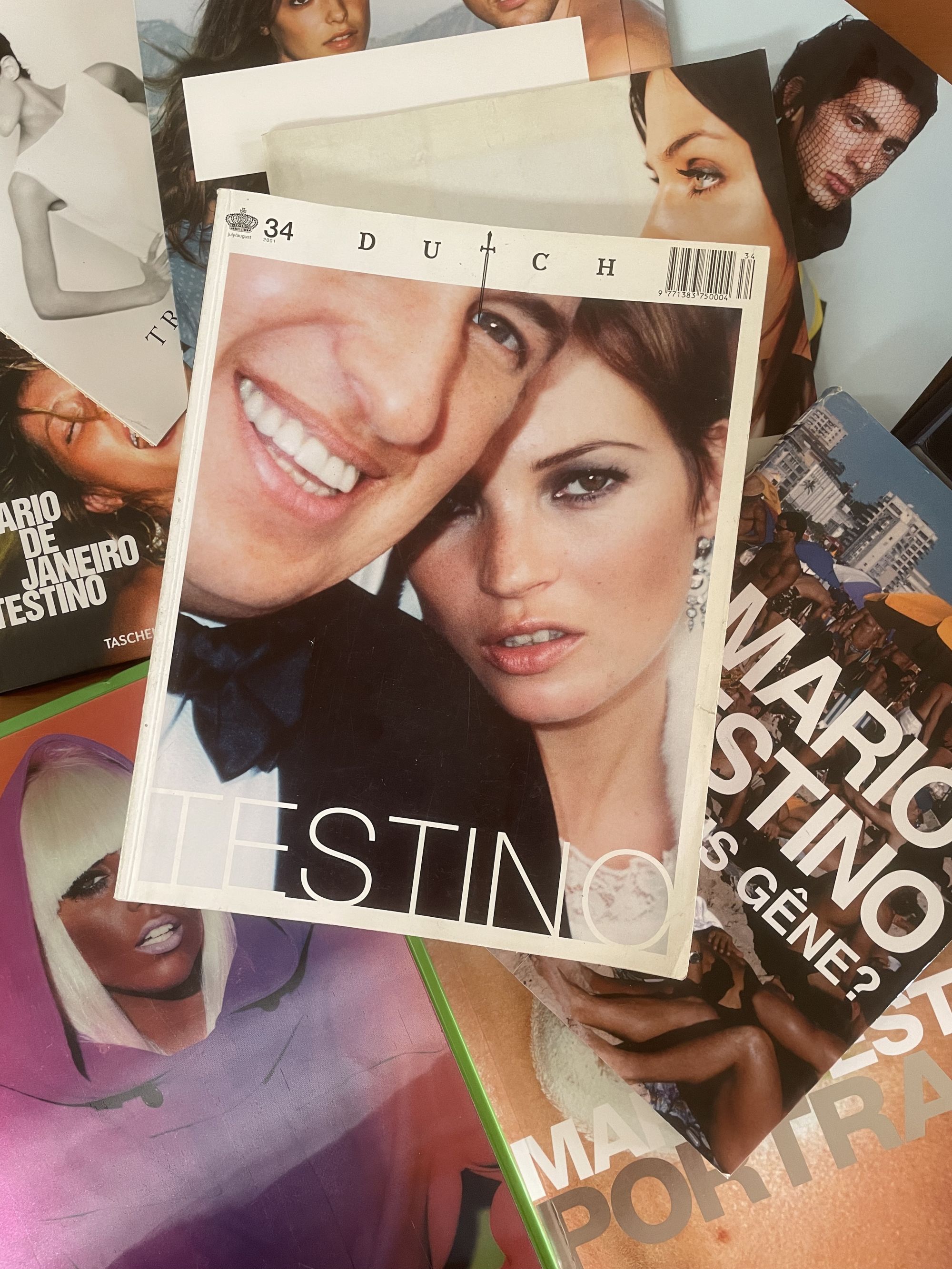 Milano fashion library presenta Mario Testino: a published history La mostra, aperta dal 20 al 24 giugno, ripercorrerà quarant'anni di carriera di Testino attraverso la carta stampata | Image 621310
