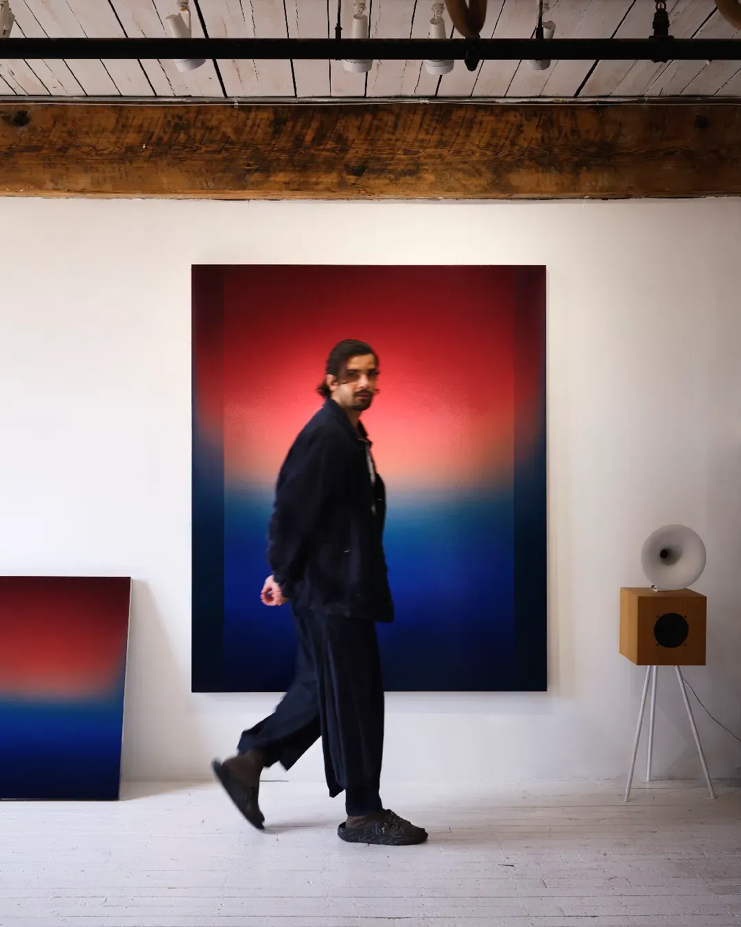 The therapeutic power of light in design, interview with Theo Pinto On the occasion of the solo show “The Weight of Light”, at the Cadogan Gallery in London