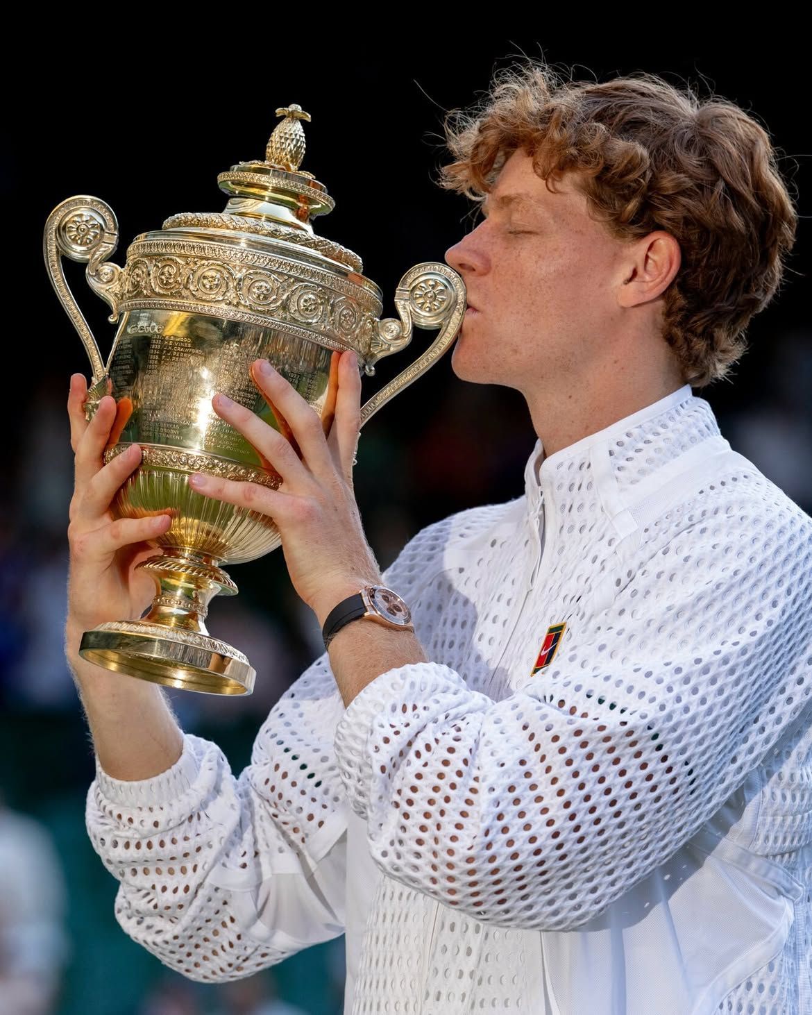 Jannik Sinner wore a holey jacket at Wimbledon A special Nike Court jacket inspired by ACG
